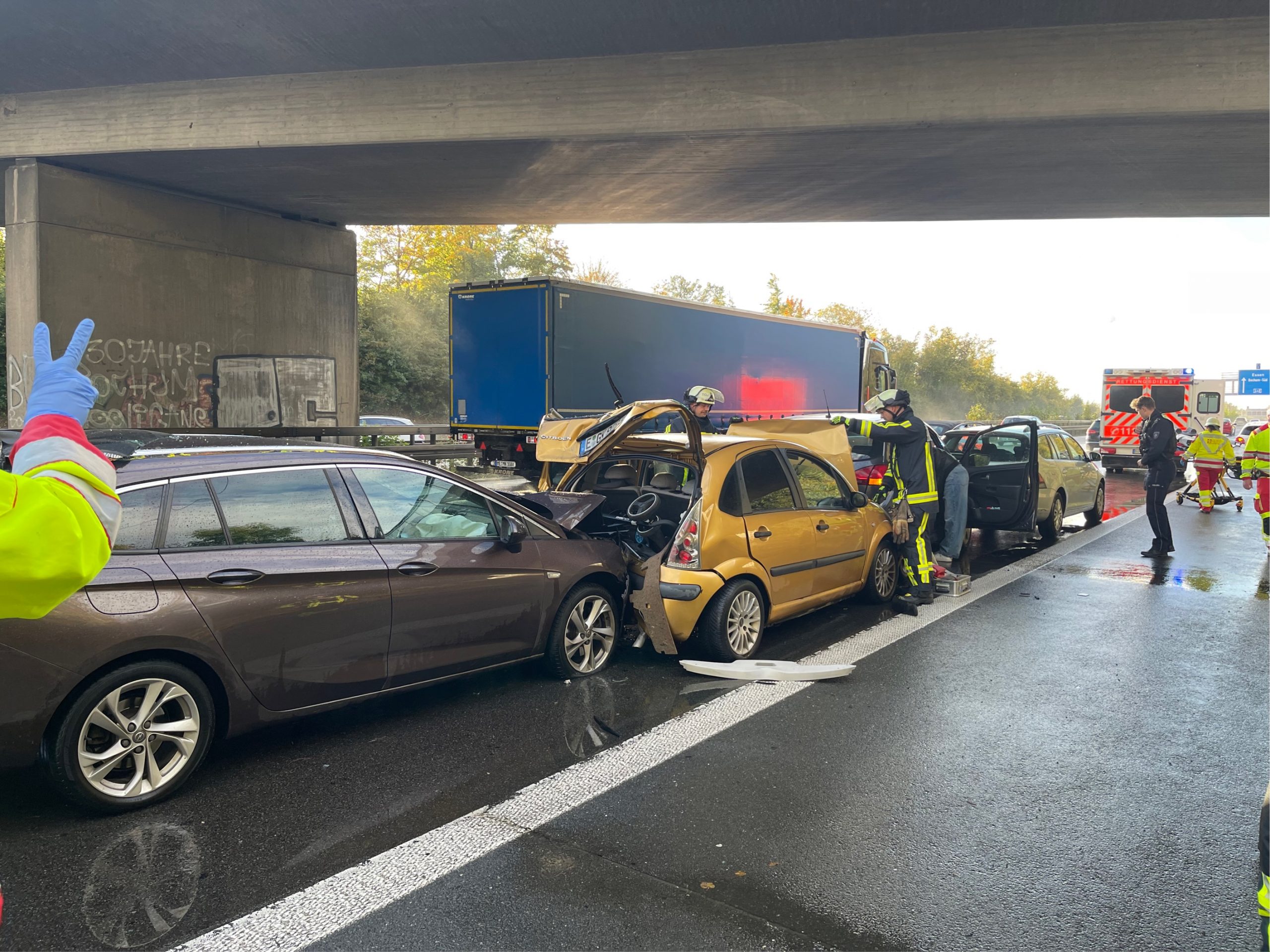 Verkehrsunfall auf der A 448 in Bochum
