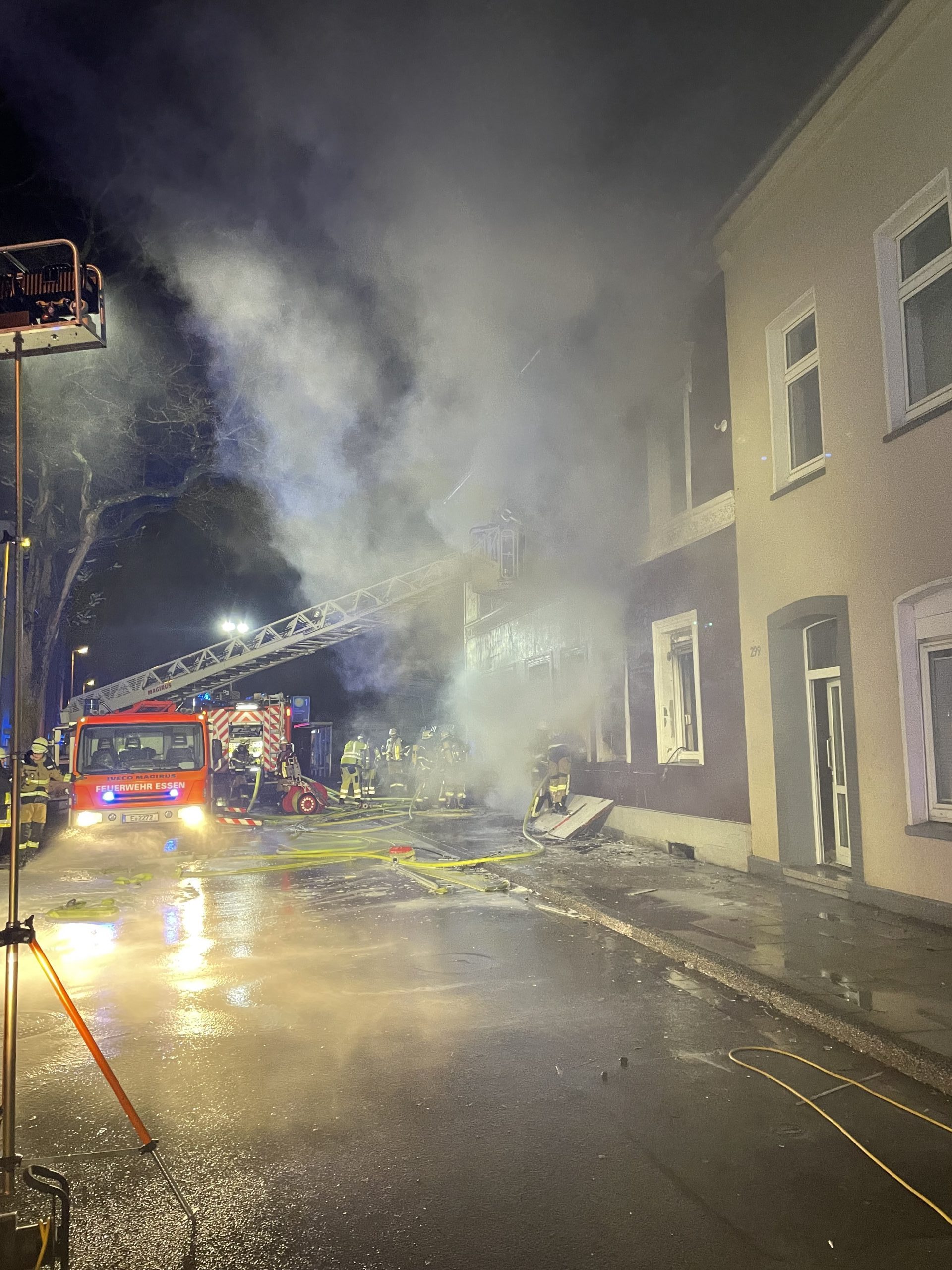 Brand im Gebäude Foto: Feuerwehr Essen